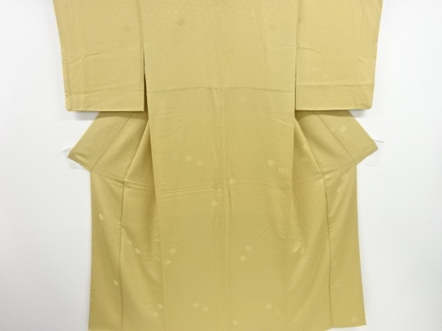 菊模様織り出し一つ紋色無地着物